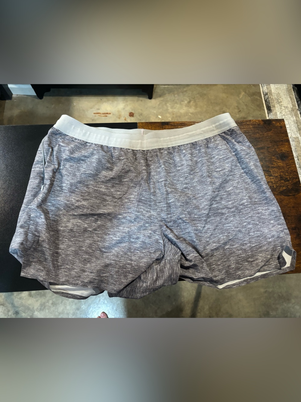Men’s running shorts